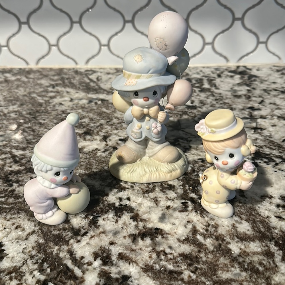 Precious Moments set